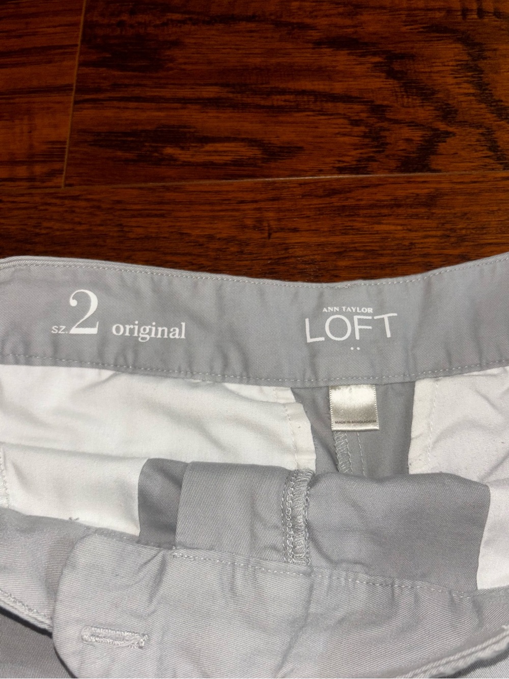 LOFT Light Gray Women's Classic Chino Shorts Original Casual Cotton Summer Short - Picture 4 of 5